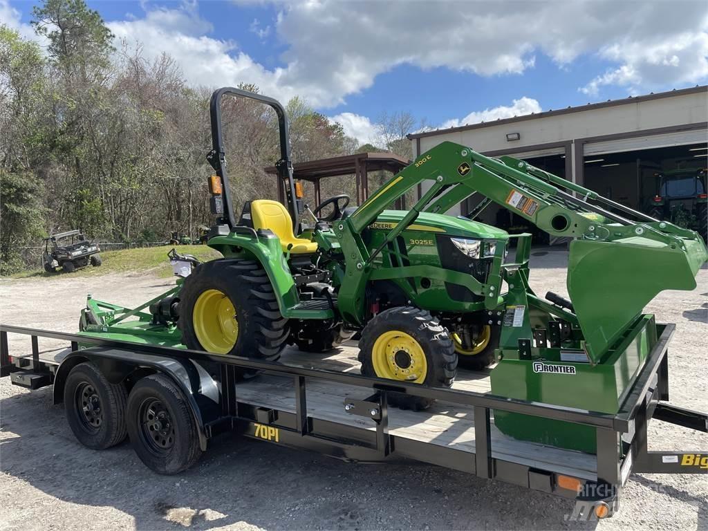 John Deere 3025E Компактни трактори