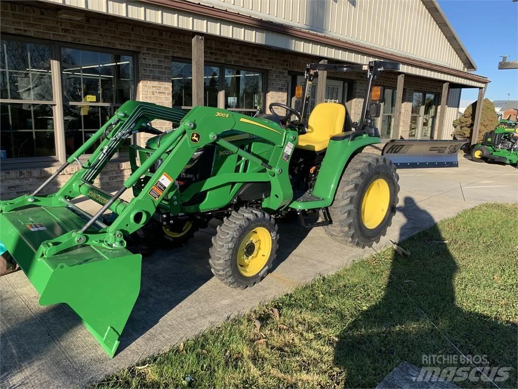 John Deere 3025E Компактни трактори