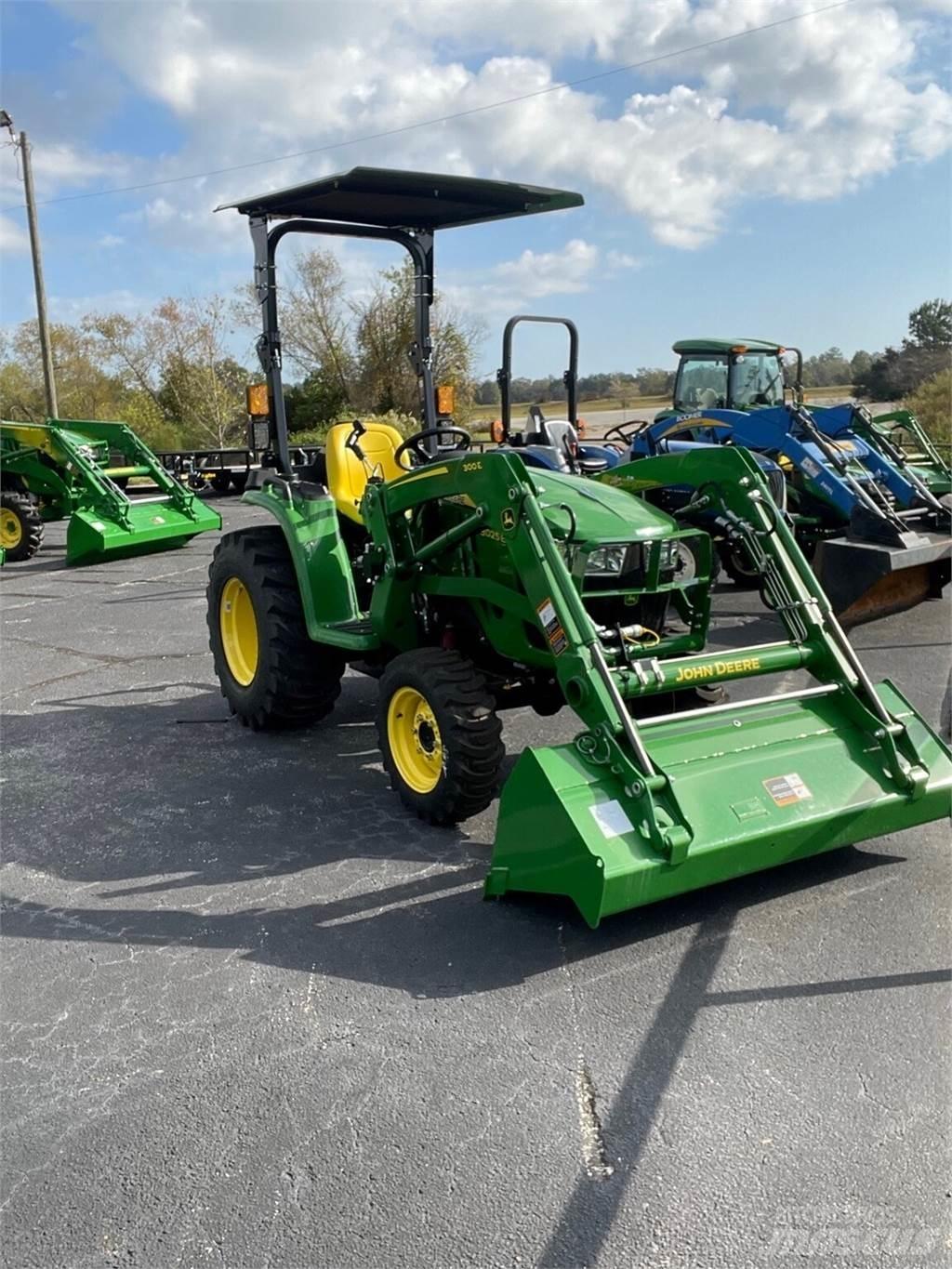 John Deere 3025E Компактни трактори