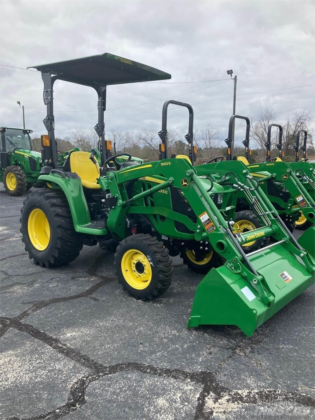 John Deere 3025E Компактни трактори