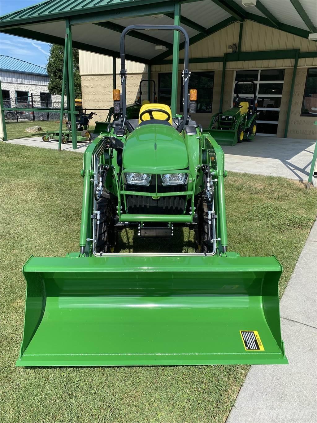 John Deere 3025E Компактни трактори