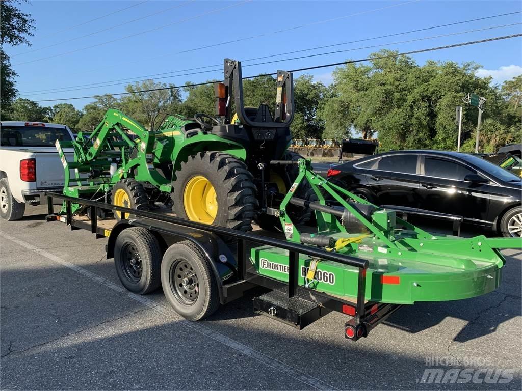 John Deere 3032E Компактни трактори
