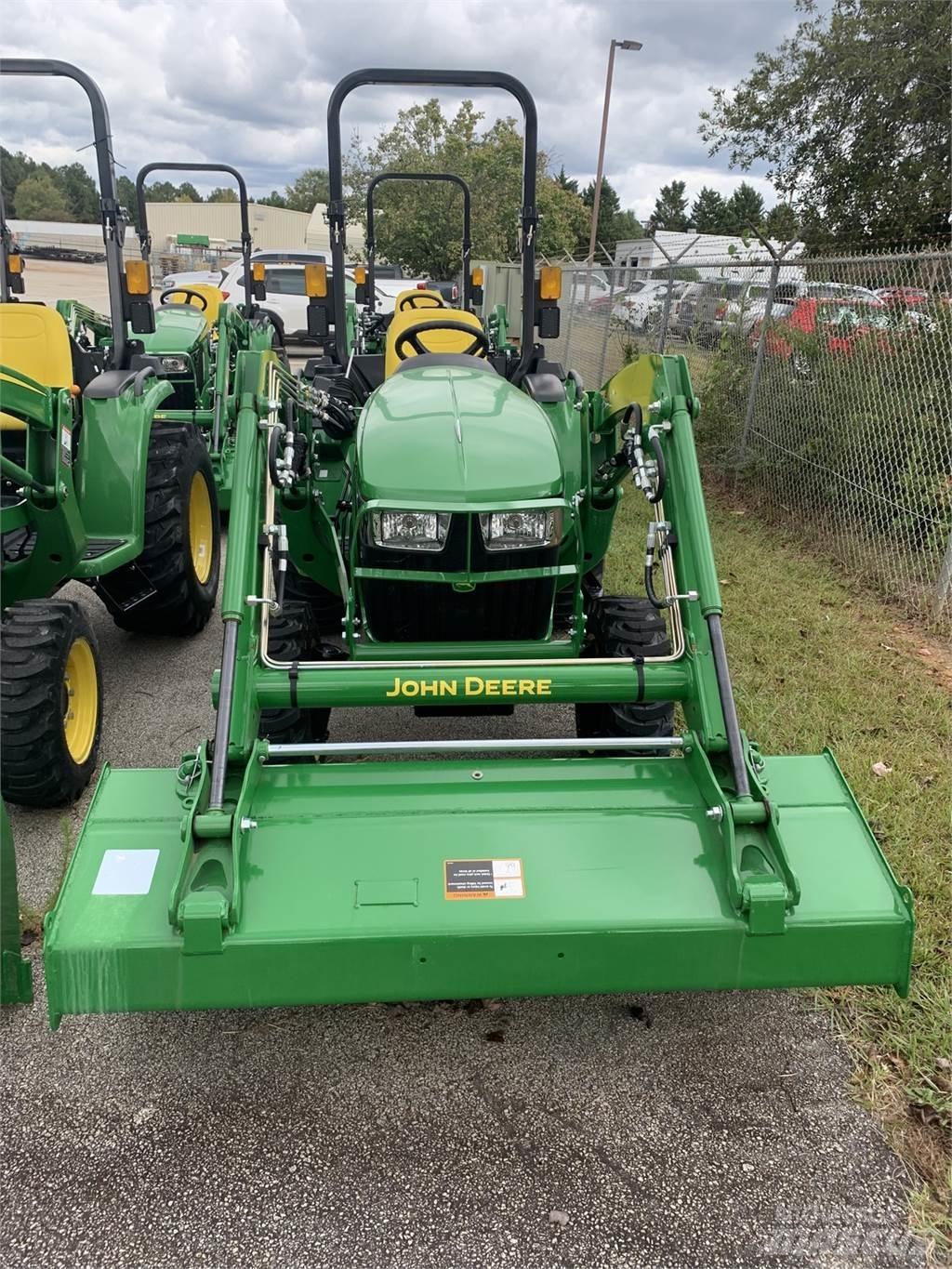 John Deere 3032E Компактни трактори