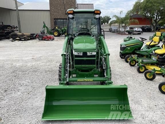 John Deere 3033R Компактни трактори