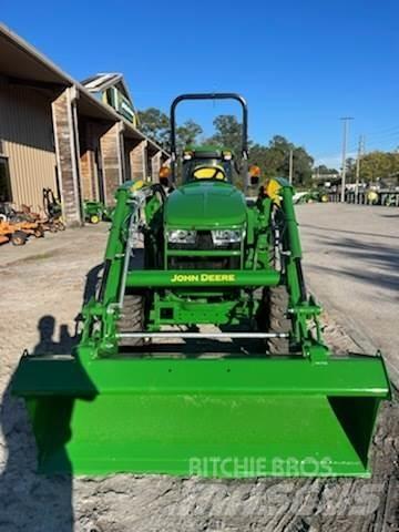 John Deere 3033R Компактни трактори