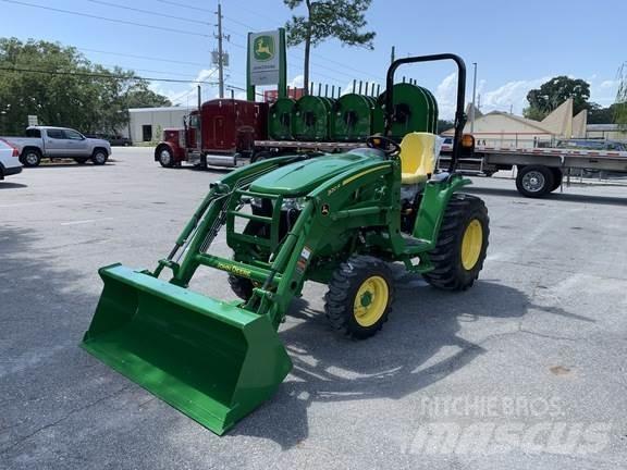 John Deere 3033R Компактни трактори