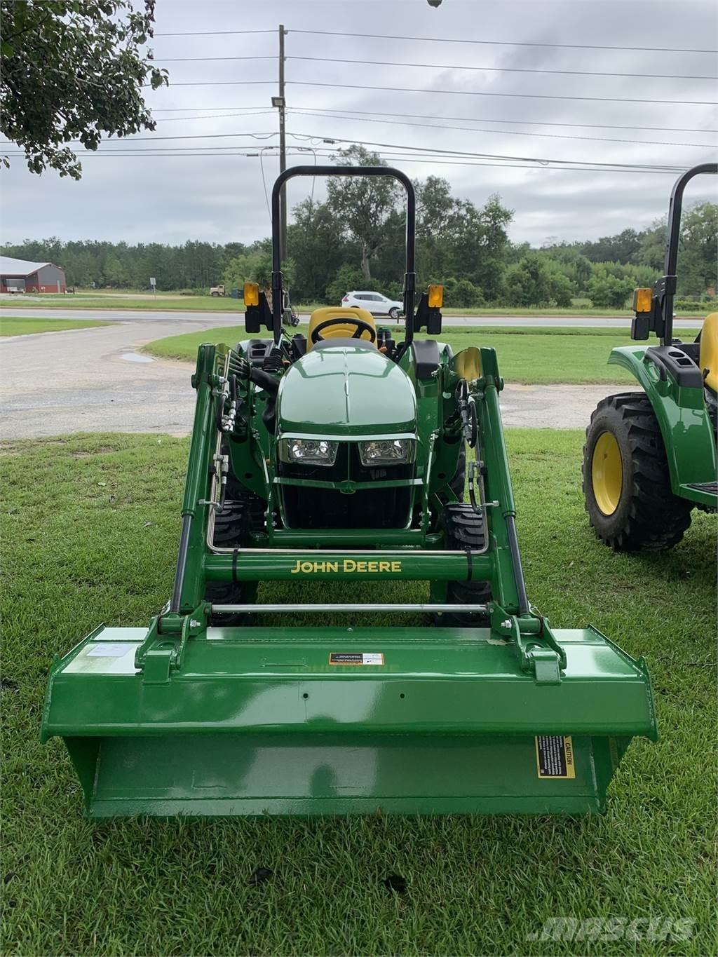 John Deere 3035D Компактни трактори