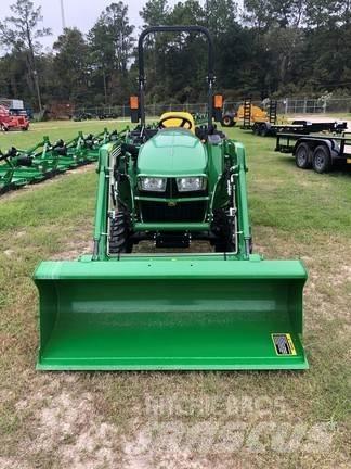 John Deere 3038E Компактни трактори