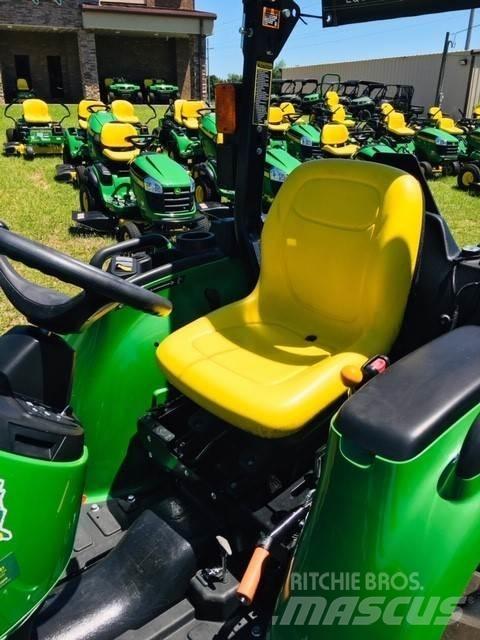 John Deere 3038E Компактни трактори