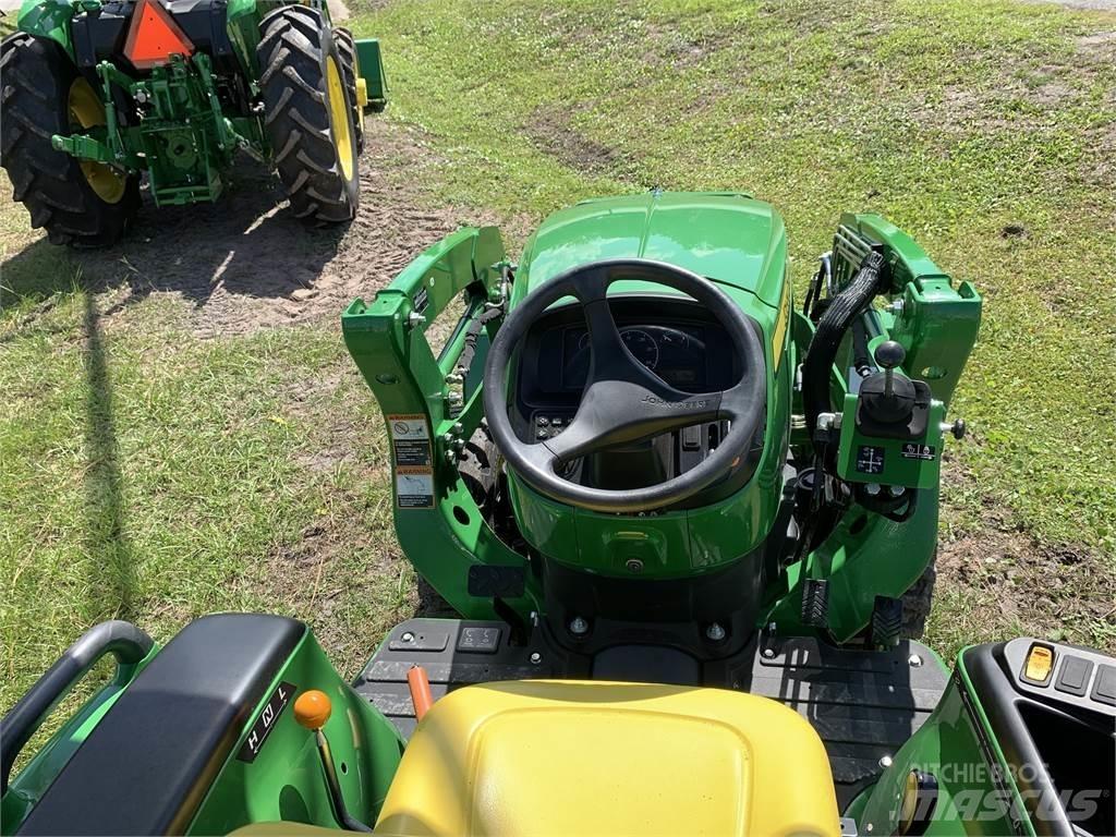 John Deere 3038E Компактни трактори