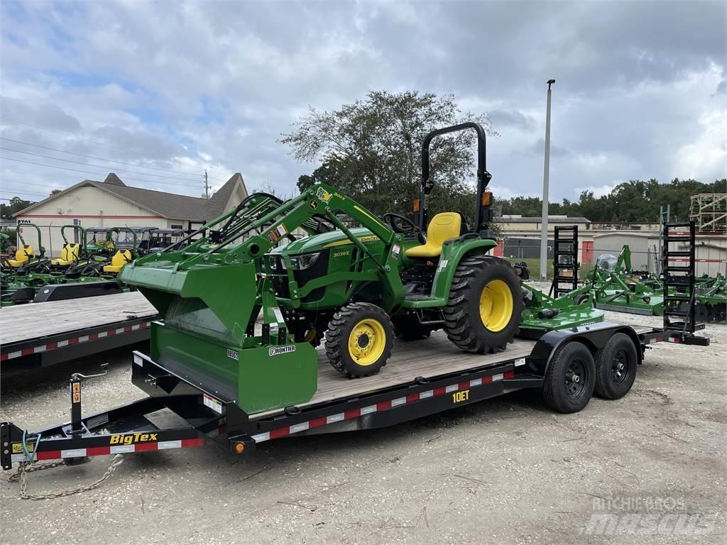 John Deere 3038E Компактни трактори