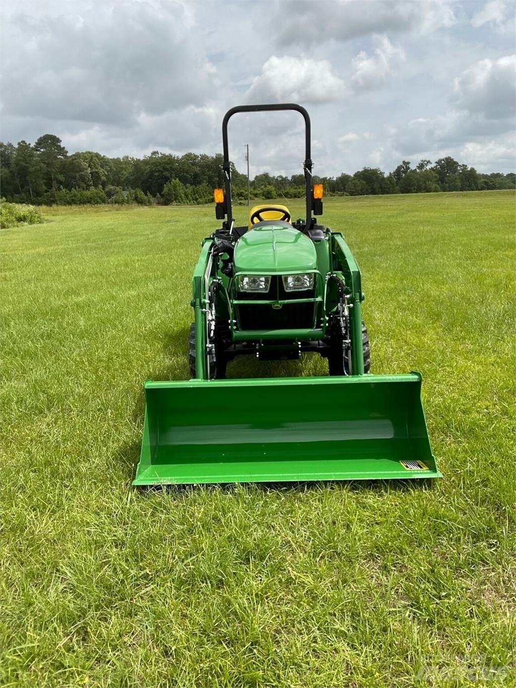 John Deere 3038E Компактни трактори