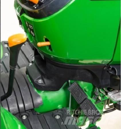 John Deere 3043D Трактори