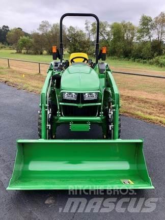 John Deere 3043D Трактори