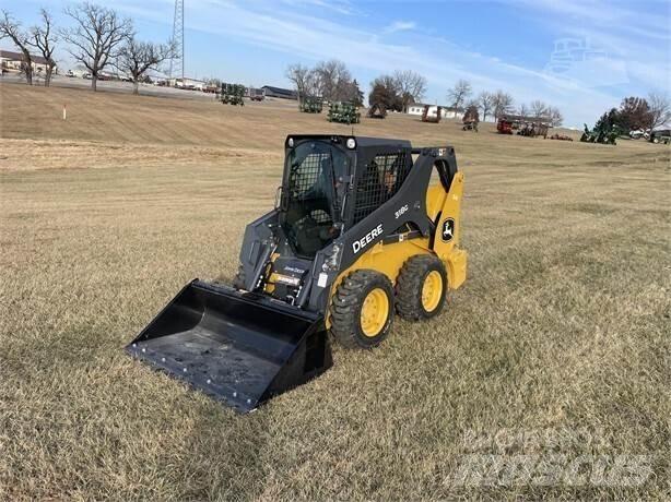 John Deere 318G Мини товарачи
