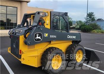 John Deere 320G Мини товарачи
