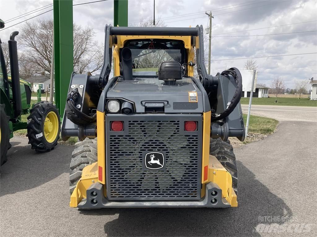 John Deere 324G Мини товарачи

