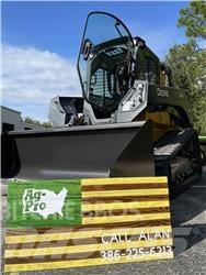 John Deere 331G Мини товарачи
