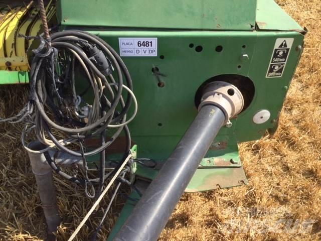 John Deere 349 Балопреси квадратни
