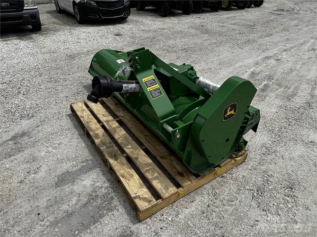 John Deere 390 Косачки