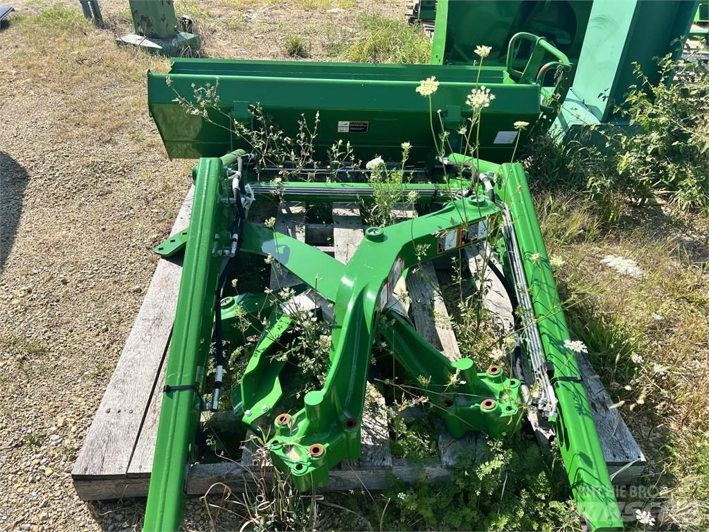John Deere 400E Трактори