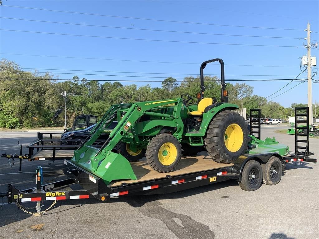 John Deere 4044M Трактори