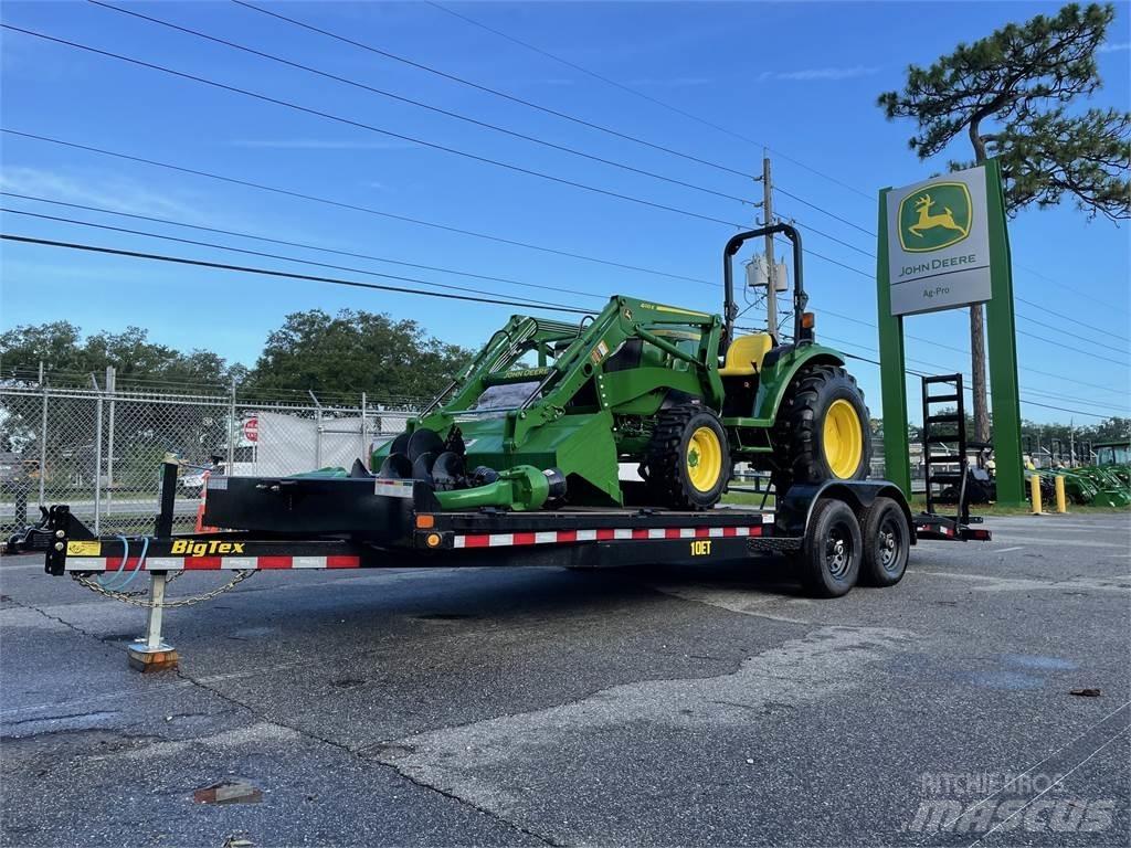 John Deere 4044M Трактори