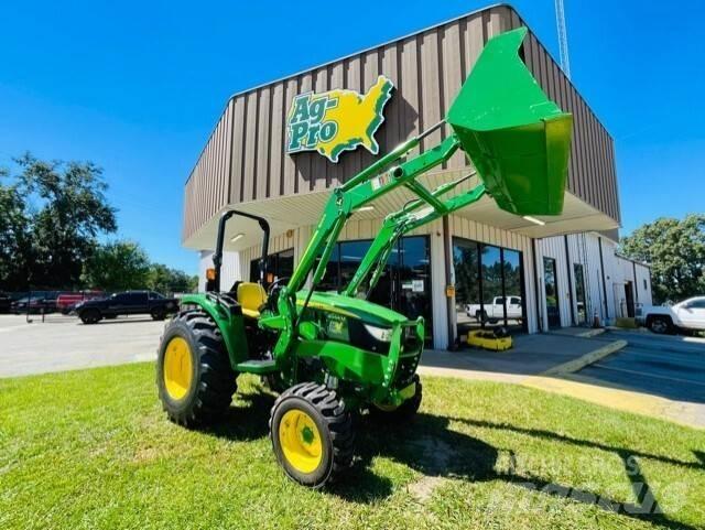 John Deere 4044M Трактори