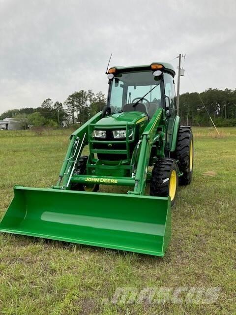 John Deere 4044R Трактори