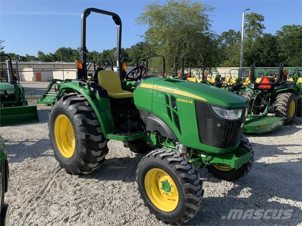 John Deere 4066M Трактори