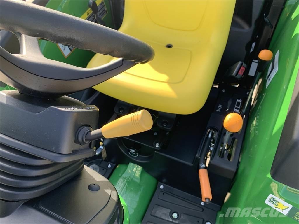 John Deere 4066M Трактори