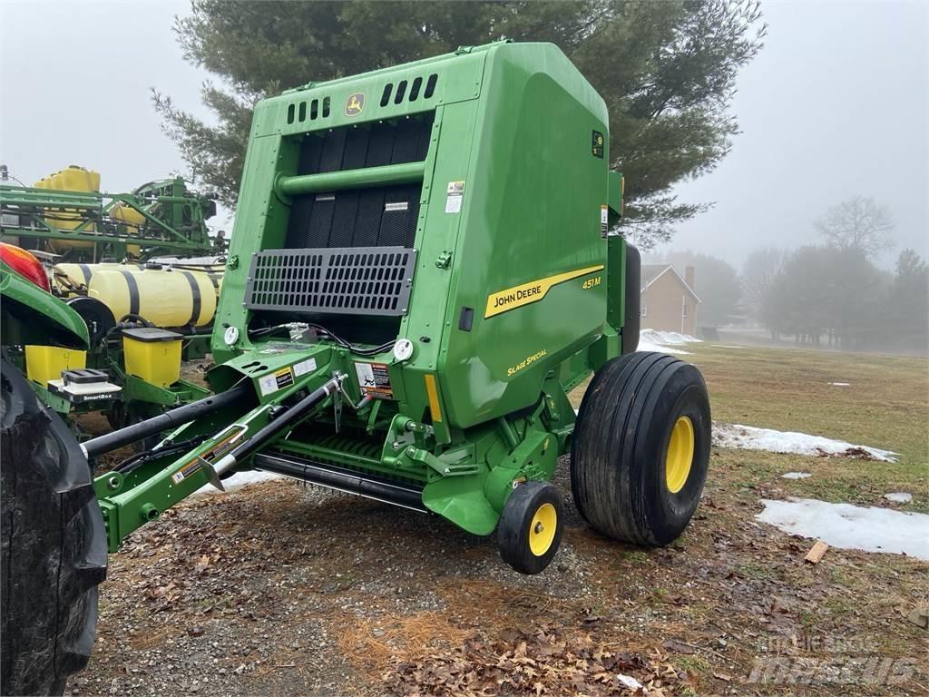 John Deere 451M Сламопреси за кръгли бали
