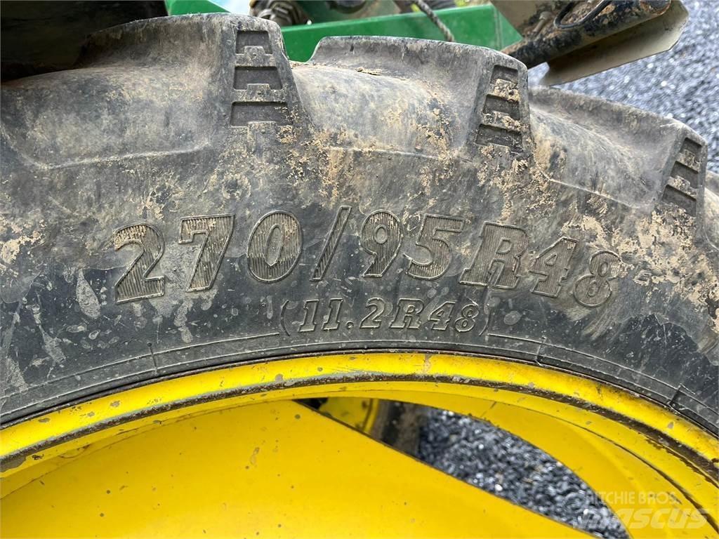 John Deere 4720 Прикачни пръскачки
