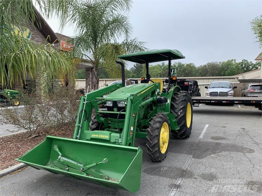 John Deere 5045E Трактори