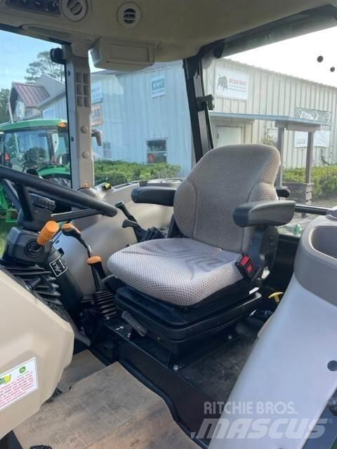 John Deere 5067E Трактори