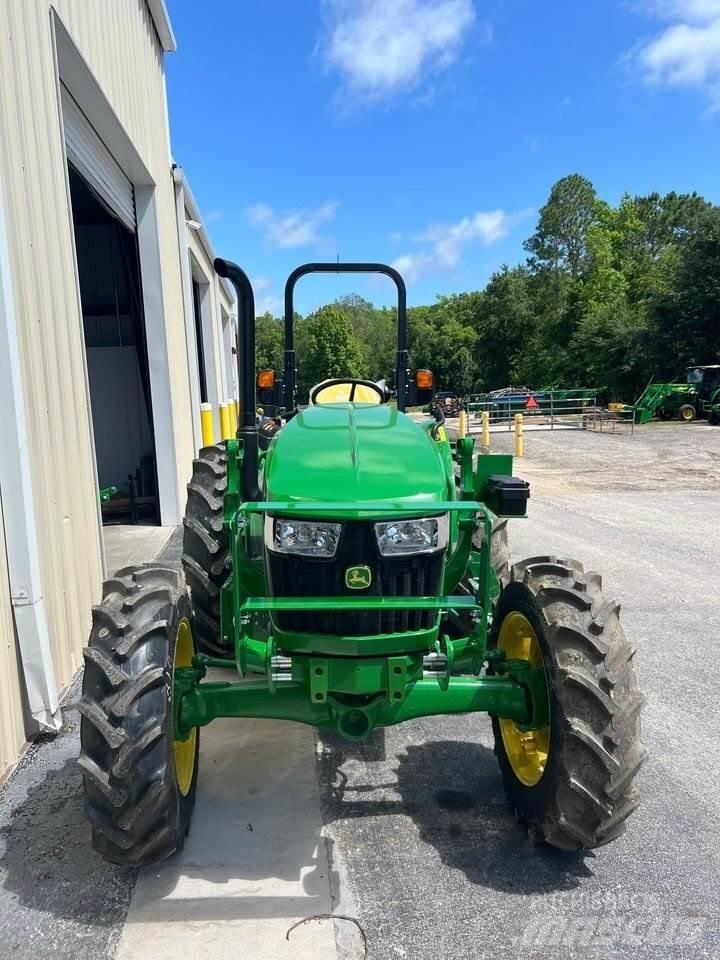 John Deere 5067E Трактори