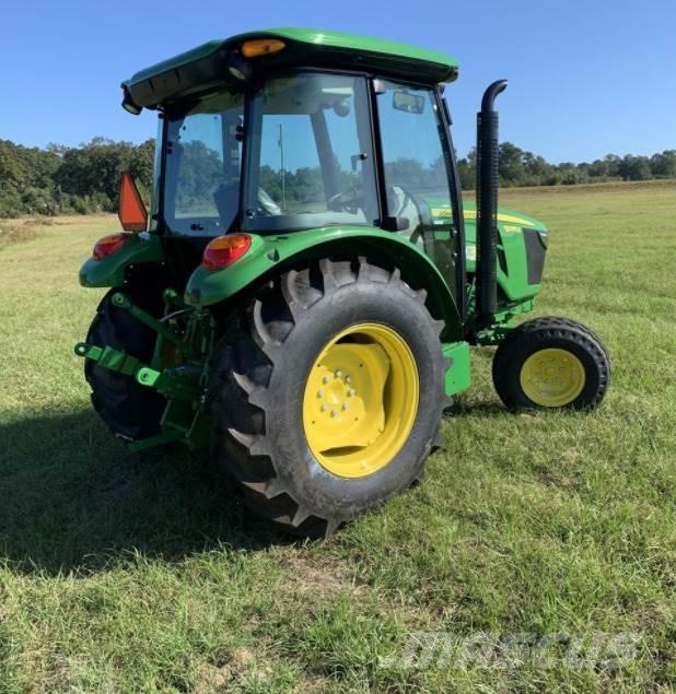 John Deere 5075E Трактори