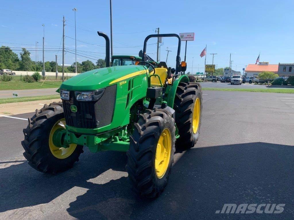 John Deere 5075M Трактори
