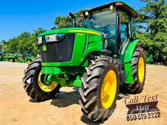 John Deere 5090E Трактори