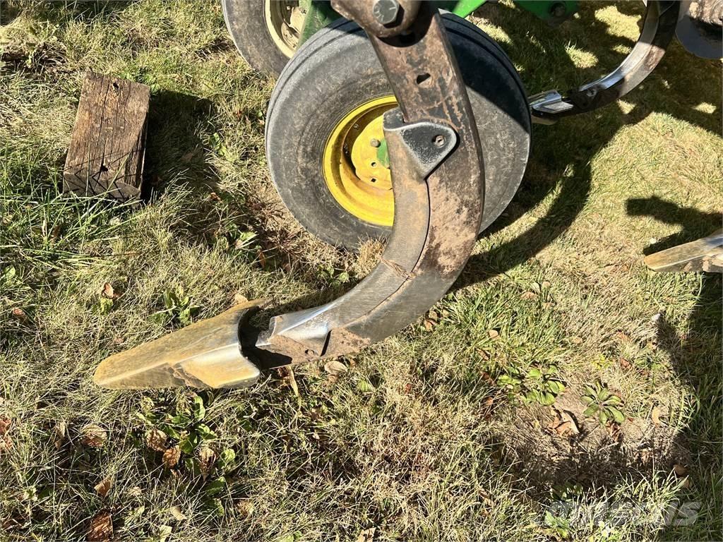 John Deere 512 Други машини за оран и аксесоари