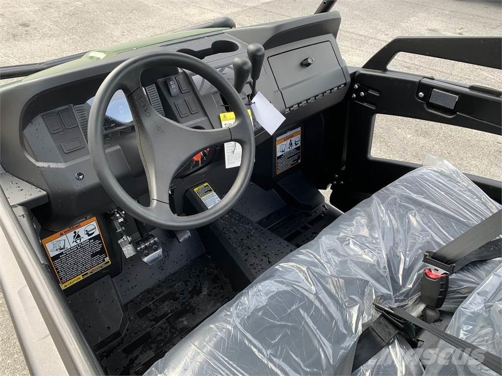 John Deere 590M Комунални съоражения