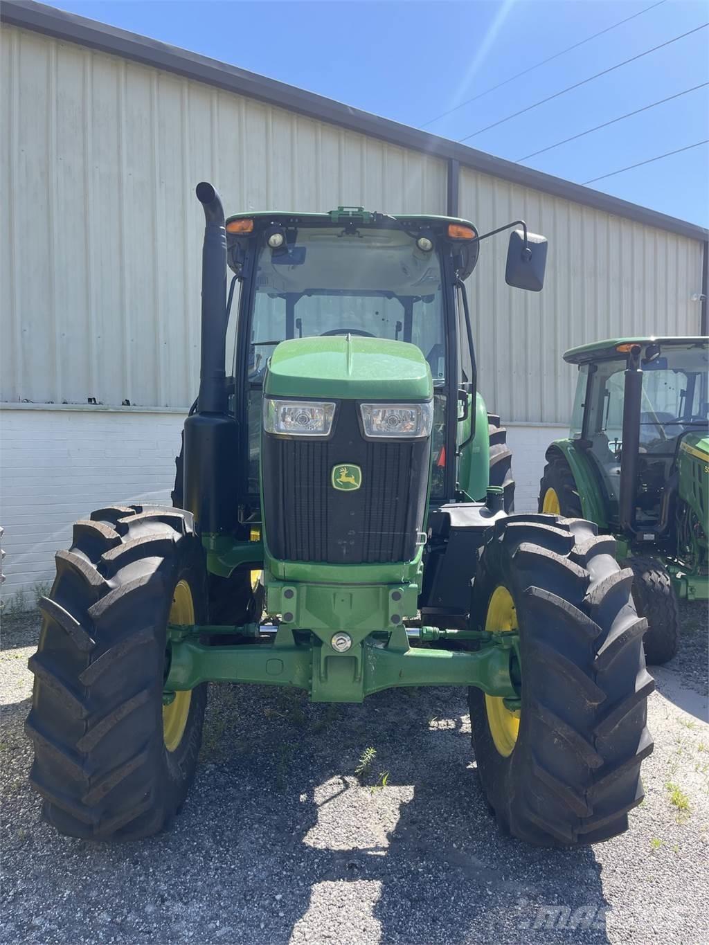 John Deere 6135E Трактори