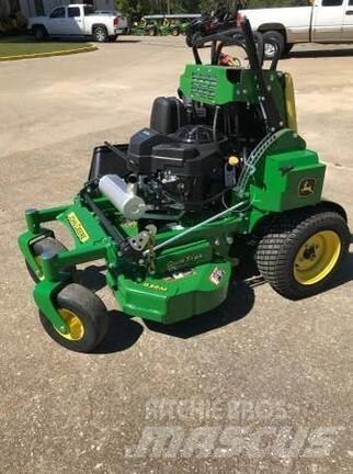 John Deere 636M Тракторни косачки