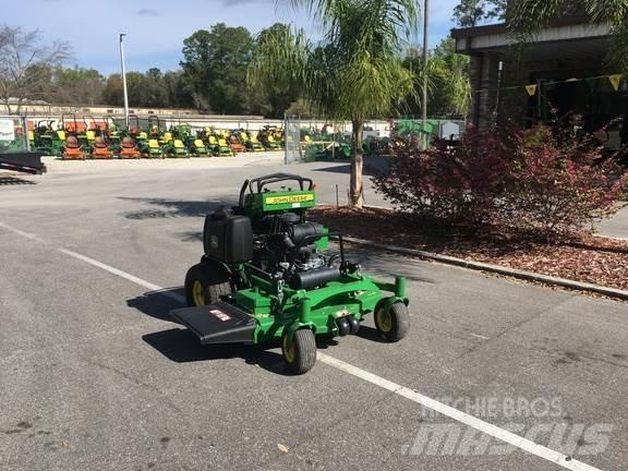 John Deere 648R Тракторни косачки