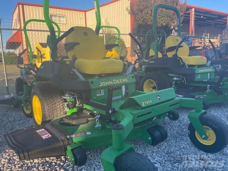 John Deere 720E Косачки без радиус на завъртане