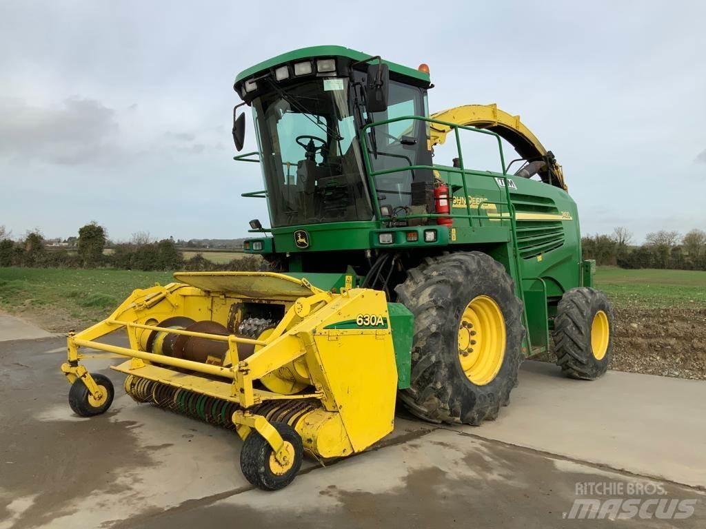 John Deere 7400 Фуражни комбайни