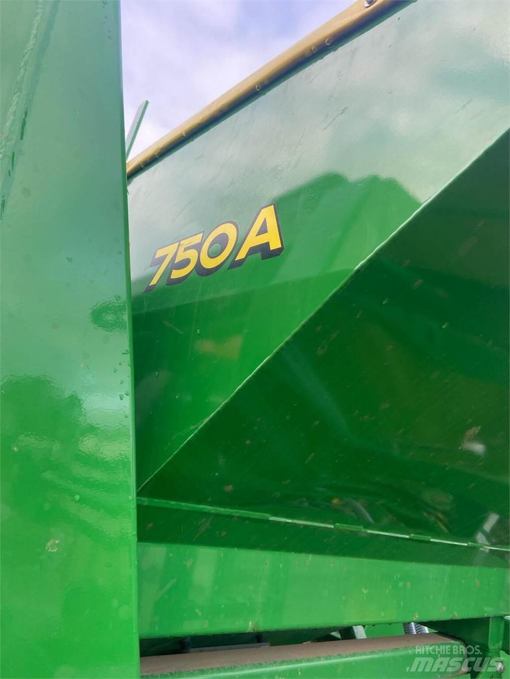 John Deere 750A Редосеялки