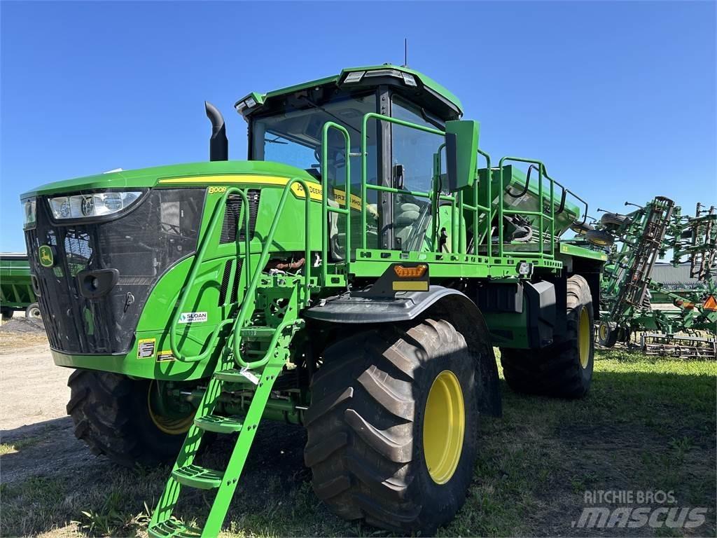 John Deere 800R Прикачни пръскачки
