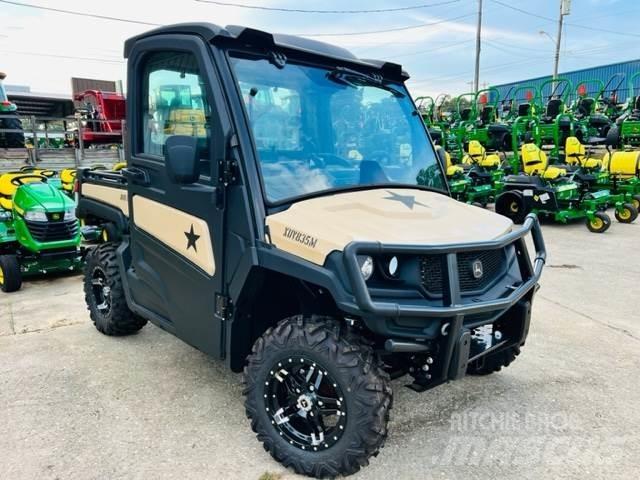John Deere 835M Комунални съоражения