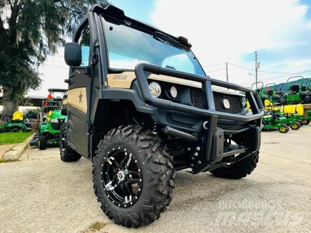 John Deere 835M Комунални съоражения